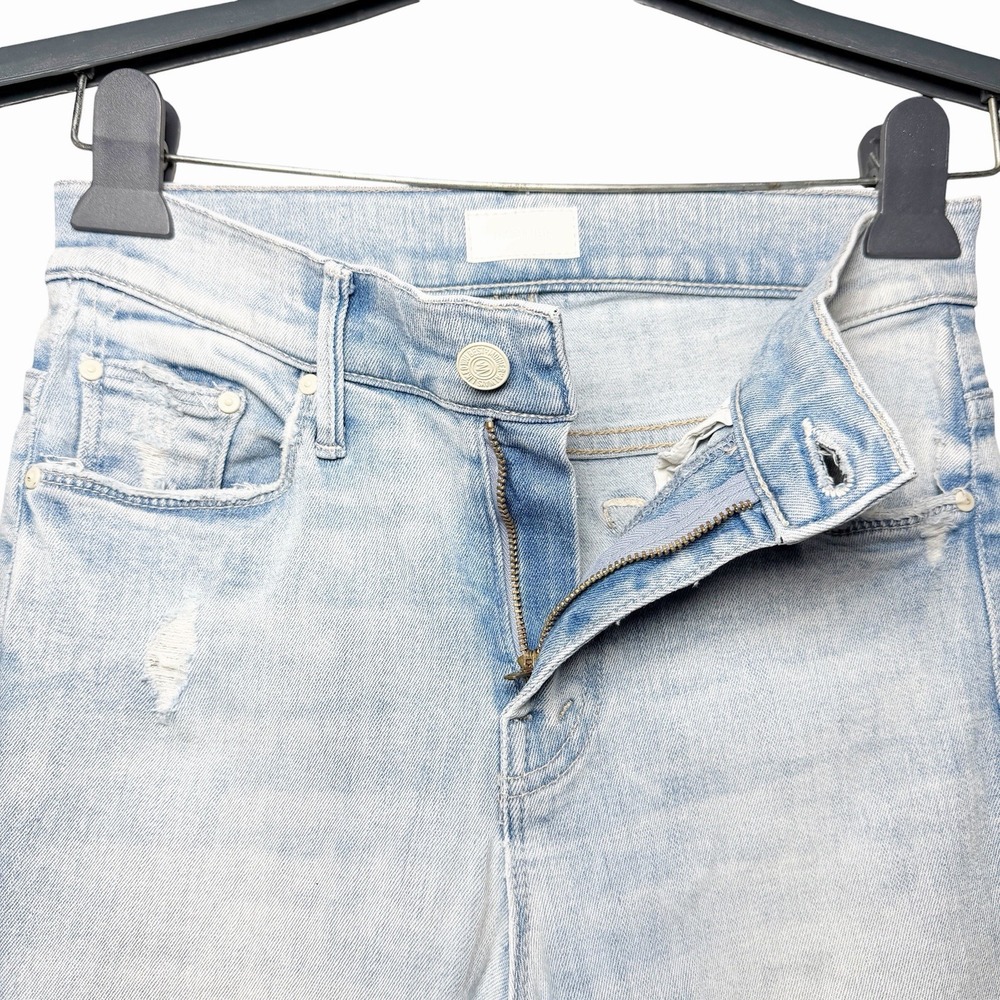Mother Weekender Fray Action Shot Flare Jeans 24 Light Wash Distressed Raw Hem - Picture 7 of 16